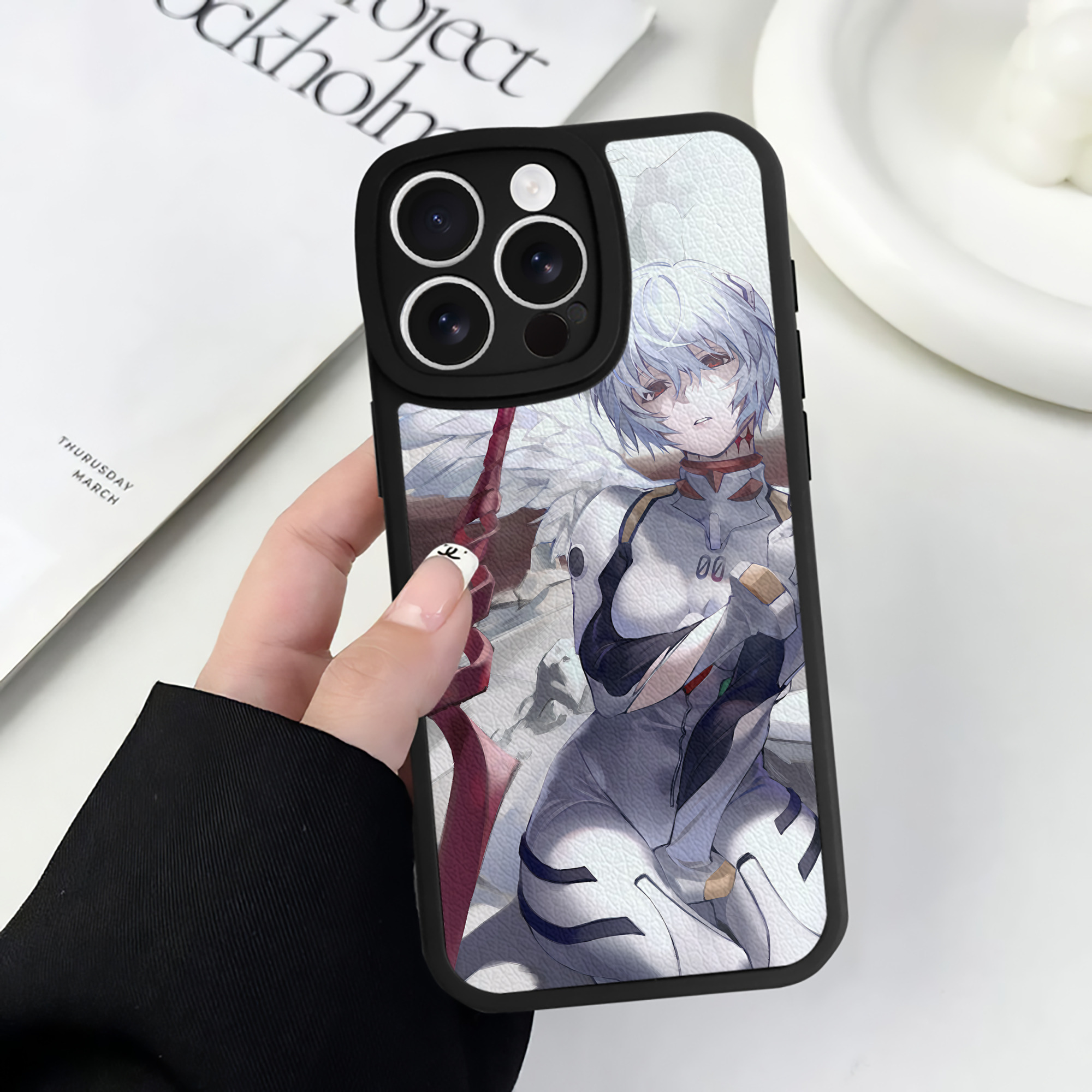 （画像用） EVA 新世紀エヴァンゲリオン 【iPhone 16シリーズ対応】シリコンスマホケース（レザー調） 材質：シリコン